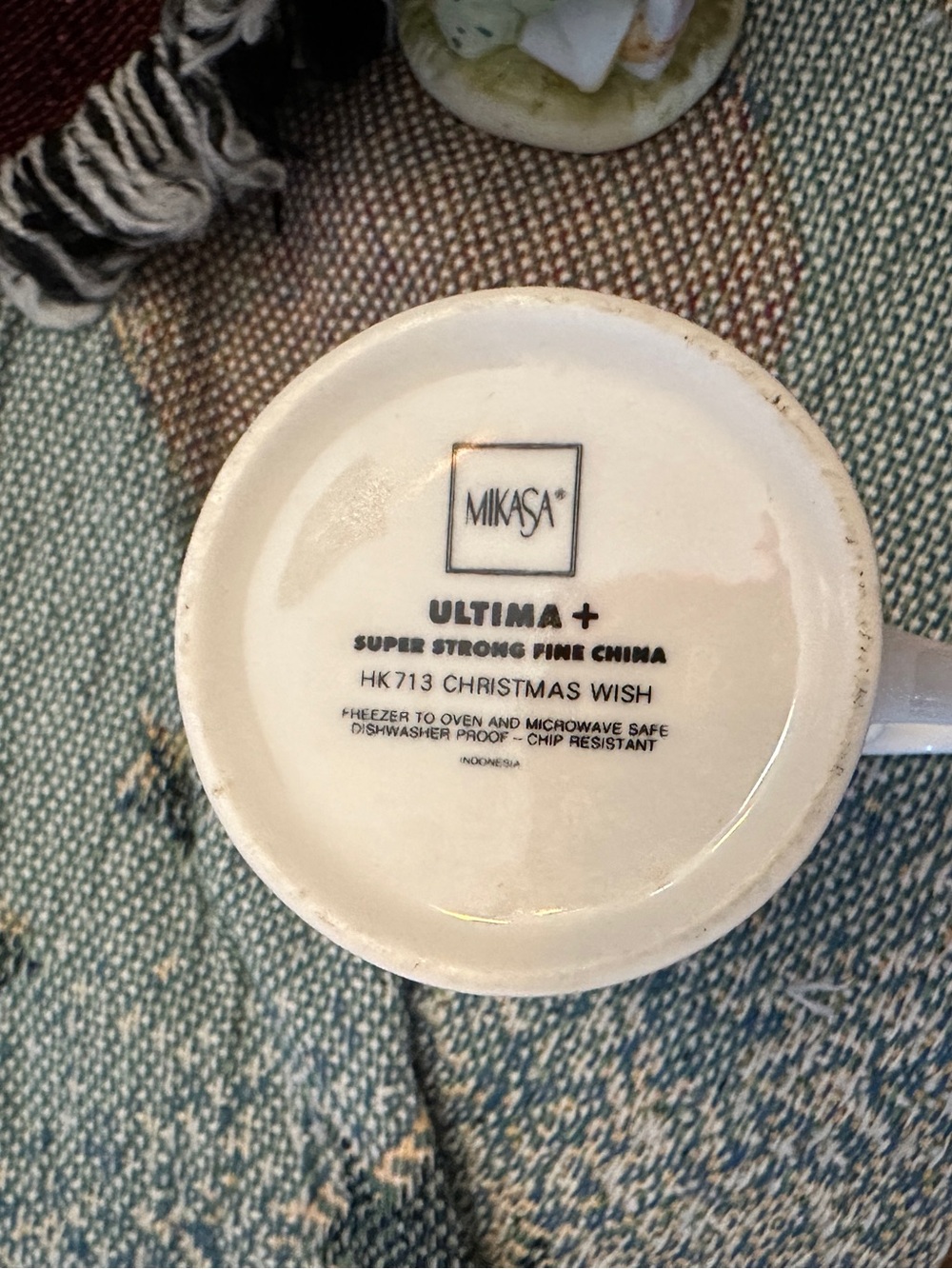 Mikasa Ultima+ Christmas Wish Creamer- White